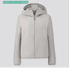 収納袋付き★UNIQLO ポケッタブルUVカットパーカ　Mサイズ