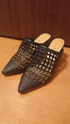 【即購入可】アバハウス パンプスのサムネイル