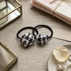 大人可愛い♡ ツイード ヘアゴム 2個セット（ひし形＆ハート）モノトーン
