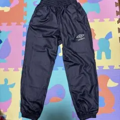 アンブロ　umbro パンツ　シャカシャカ　ウインドブレーカー　130cm 黒