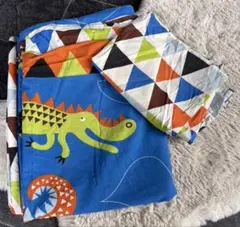IKEA 掛け布団カバー リバーシブル 恐竜 トライアングル柄のサムネイル