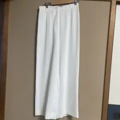 ホワイトワイドパンツ