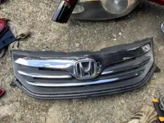 Y14709 GB3 フリード 中期 フロント グリル 71120-SYY-9010-M1 中期グリルに交換(^ω^)（ホンダ フリード・GB3&frasl;4）by しんべーX - みんカラ