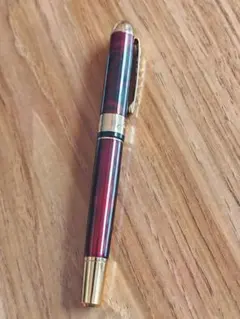 万年筆 マーブルレッド ゴールドカラー