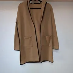 フード付きベージュ薄手ロングコート Lサイズ