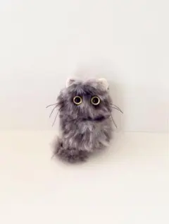 ふわふわロングな猫ちゃんの編みぐるみキーホルダー