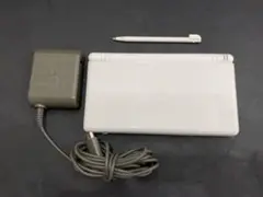 F5I025◆動確済み◆ ニンテンドー DS Lite 本体 クリスタルホワイト