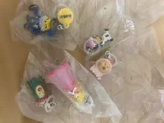 多彩なキャラクターキーホルダーセット