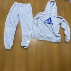 adidas グレー フード付きジャージ上下セット