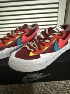 NIKE スニーカー sacai kaws