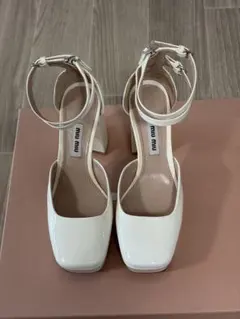 miu miu ホワイト プラットフォームヒールのサムネイル