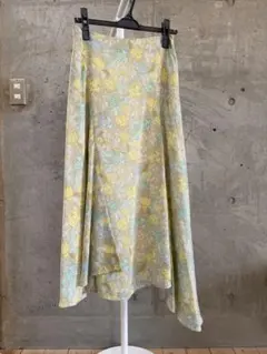 美品Acne studios 花柄アシンメトリースカート34のサムネイル