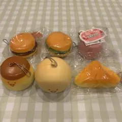 食べ物キーホルダー　ハンバーガー　雪見だいふく　プリン　まんじゅう　パンのサムネイル