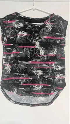 美品♡kissmark 半袖Tシャツ リーフ柄 Sサイズ（セットアップ）のサムネイル