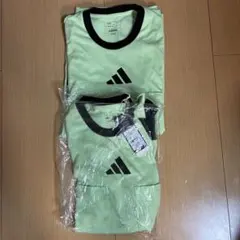 adidas ライトグリーン シャツ 2枚セット　長袖と半袖