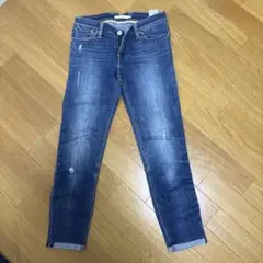 Levi's 711 SKINNY デニムパンツ 25インチ