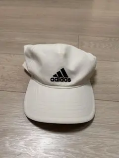 adidas ホワイト キャップ フリーサイズ