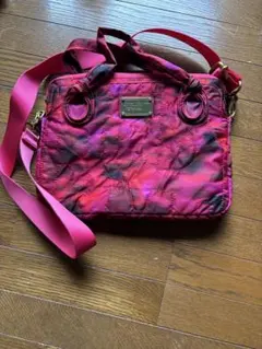 Item thumbnail for item a2707585-c8f5-45d2-80ea-d873c7369009