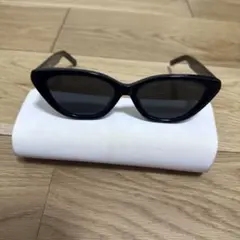 RETROCESO ブラック キャットアイ サングラス