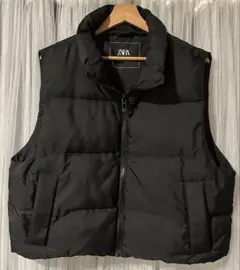 【美品】ZARA 黒 ダウンベスト