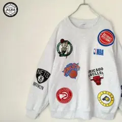 NBA　スウェット　刺繍　ワッペン　チームロゴ　バスケ　オーバーサイズ　グレーのサムネイル