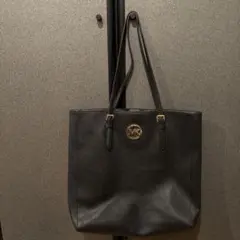 Item thumbnail for item a43bae8c-b9e4-4001-a811-067e319a6959