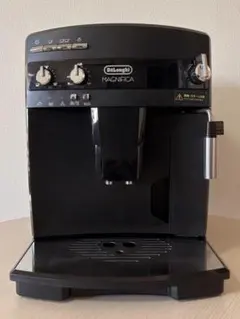 デロンギ マグニフィカ コーヒーメーカー　ESAM03110B 黒のサムネイル