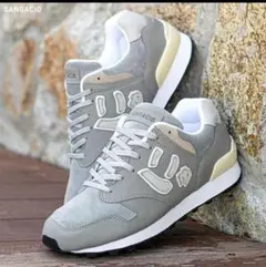 2025年最新】にゅ スニーカー グレーの人気アイテム - メルカリ