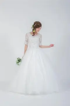 ホワイトウェディングドレス Aライン