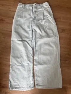 ユニクロ ドレープデニムタックパンツ