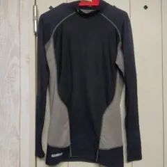 Under Armour METAL MD 長袖シャツ ブラック/グレー