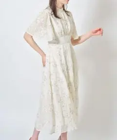 新品未開封＊トッコ　フラワー刺繍ドットシャーリングロングワンピース　透け感高見え