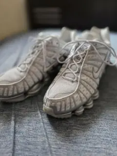 NIKE W SHOX TL PURE PLATINUM/CHROME