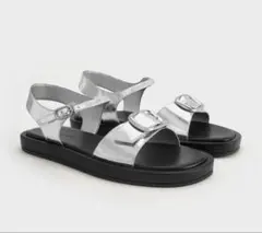 CHARLES & KEITH シルバー サンダル38 24.5cmのサムネイル
