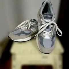 New Balance M992 グレー スニーカー