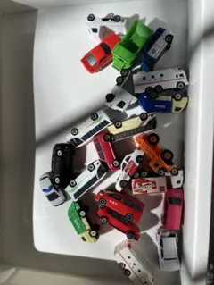 ポケットトミカ ミニカーセット 多色
