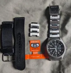 Item thumbnail for item fc2436ec-ee43-4164-8c3e-64c37b94574d