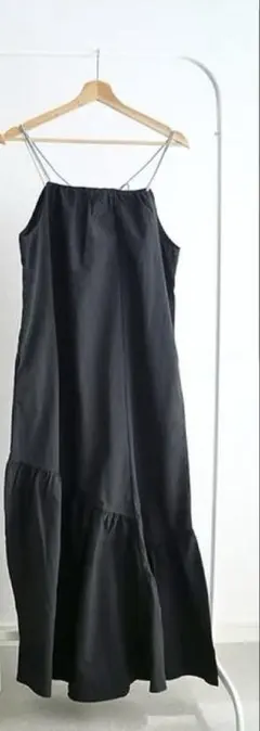 未使用　FLASH BLUE　ワンピース　黒　ワンピ　しまむら　切り替え