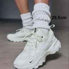 【美品】ナイキNike TC7900 スニーカー ホワイト　25センチ 2025年最新】tc7900 nike 25の人気アイテム - メルカリ