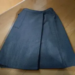 ダークグレー Aラインスカート サイドポケット