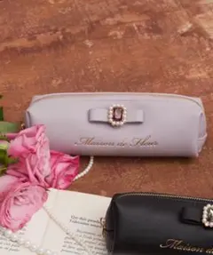 【美品】パールビジュー合皮リボンペンケース