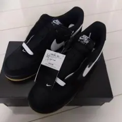 Nike Air Force 1 ブラック/ホワイト