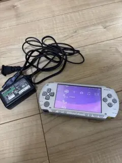 【美品】PSP1000 シルバー　本体　純正アダプター付き