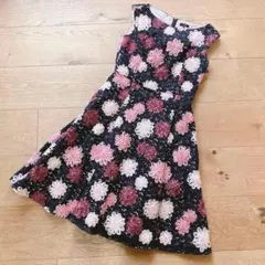 新品　トッカ　ワンピース　花刺繍　ドレス　黒　ピンク花　サイズ0　定価8万