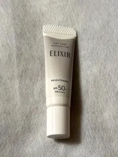 ELIXIR ブライトニング 化粧下地 5mlのサムネイル