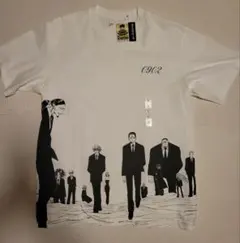 新品✨集英社創業100周年記念 UNIQLO ハンターハンター　半袖Tシャツのサムネイル