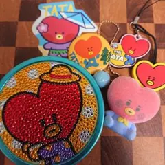 BT21 TATA フィギュア 空き缶 チャーム バッジ等