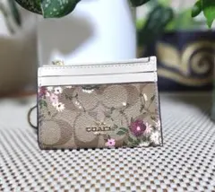 COACH 花柄 パスケース キーホルダー付き