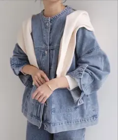 オーバーサイズ デニムジャケット　ブルー系その他