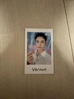 SEVENTEEN バーノン